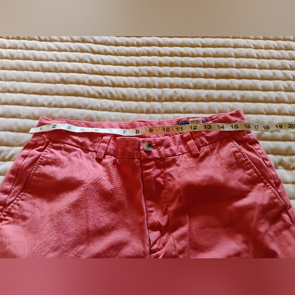 Vineyard Vines breaker pants - Picture 3 of 9